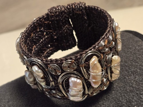 Bracciale artigianale con